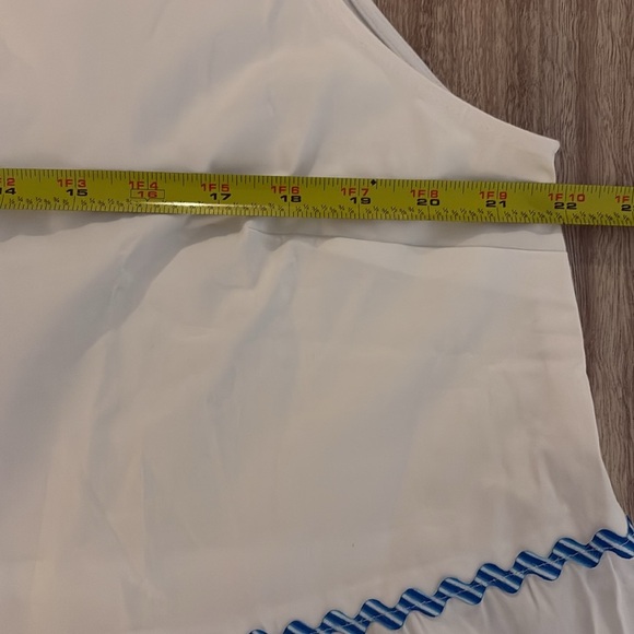 New Breah Sleeveless Button Down Shirt Size 16 Top White - Picture 9 of 10